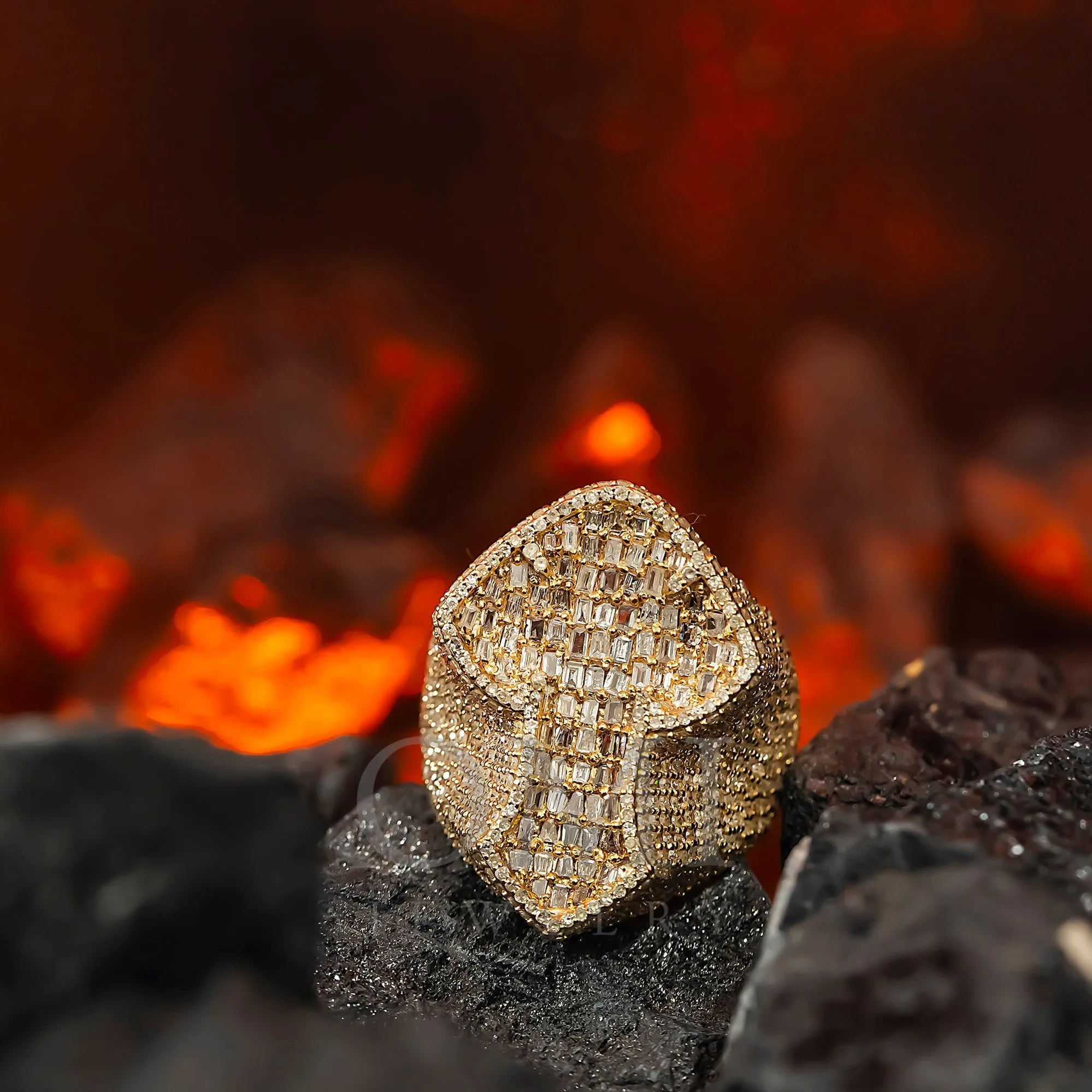 10K GOLD BAGUETTE AND ROUND DIAMOND CROSS STATEMENT RING 4.59 CT