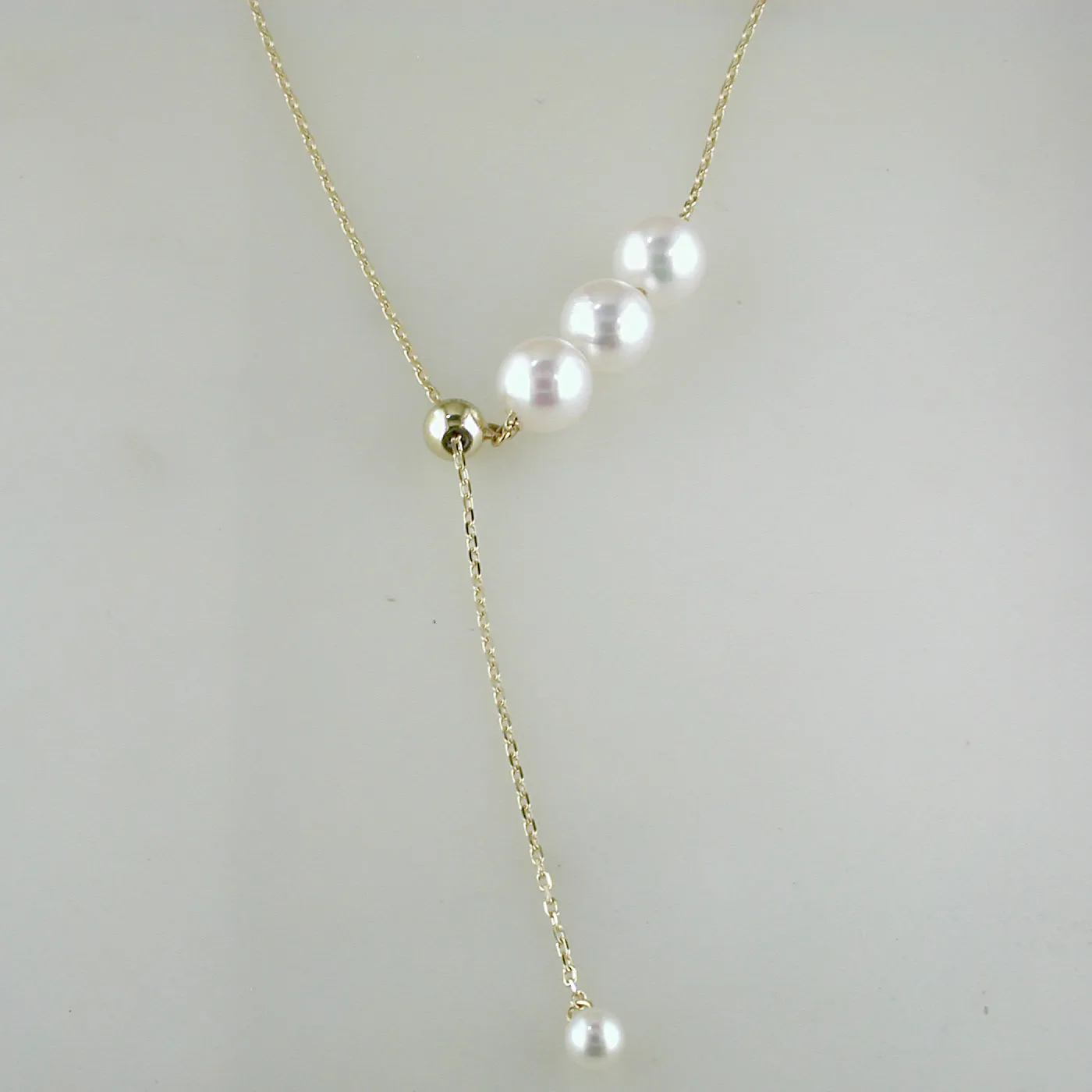 Mizuki Sea of Beauty Three Pearl Lariat Necklace in 14K Yellow gold