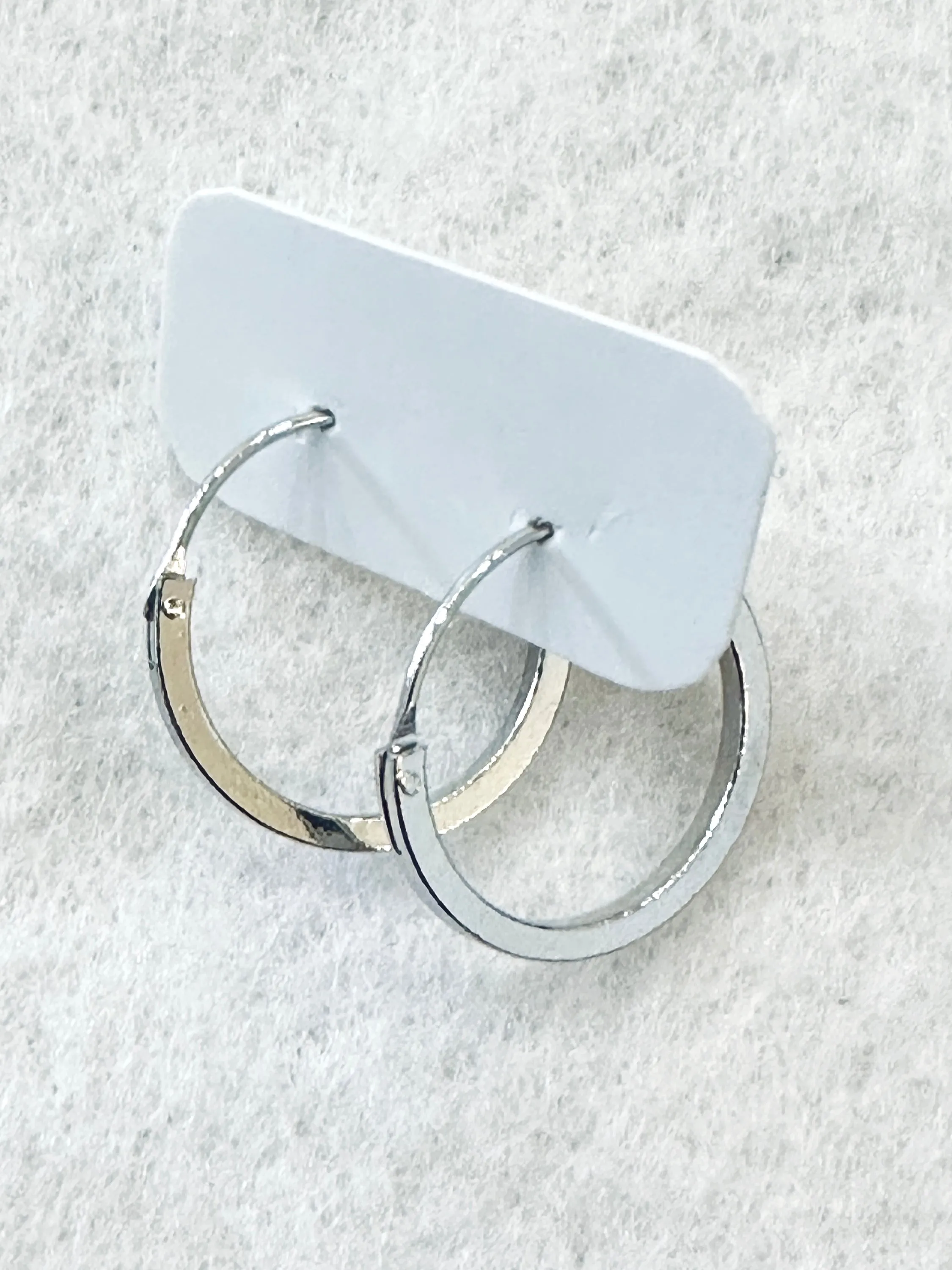 Modern Dainty Hoop 18mm Earrings